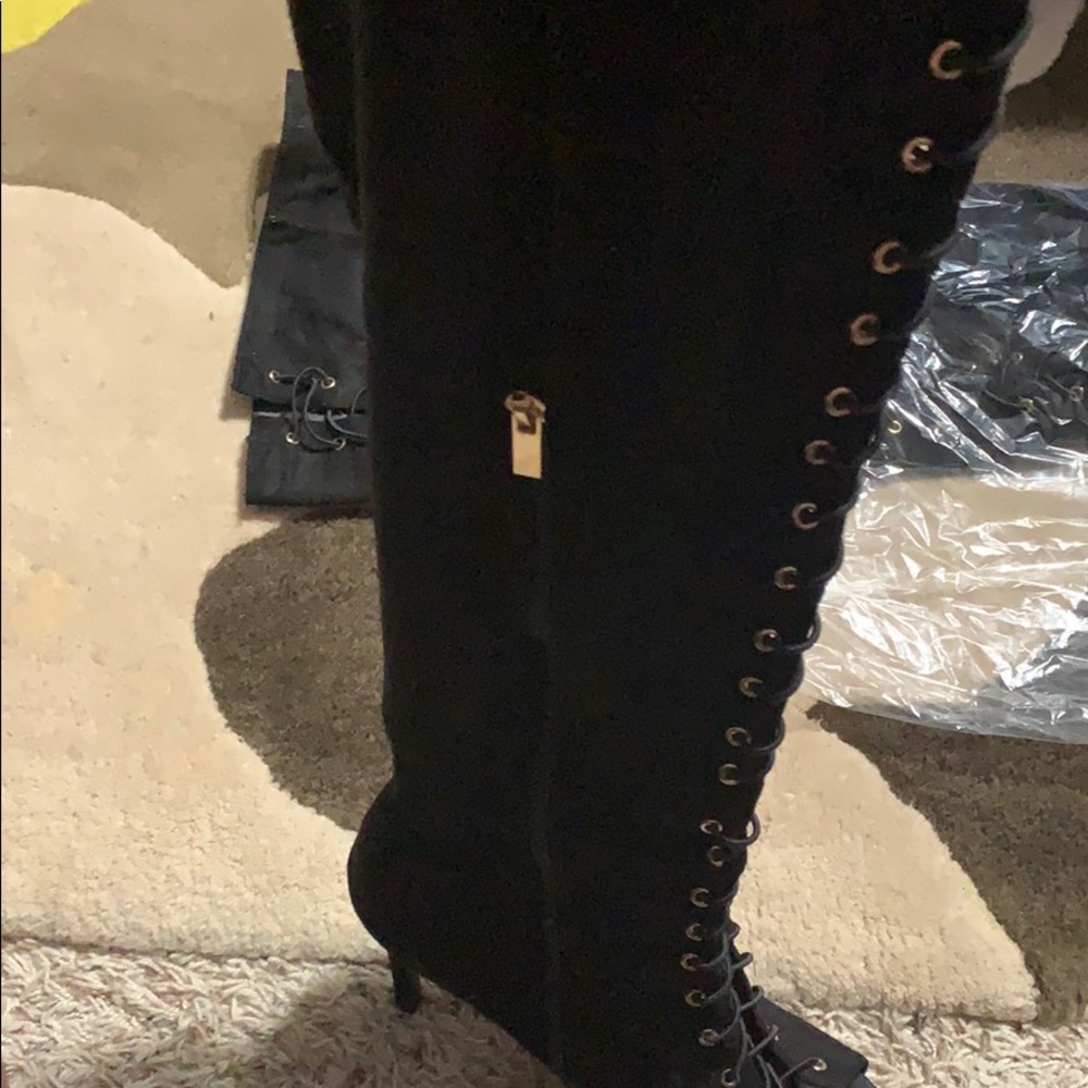 Black lace up heel boots 11w - Picture 3 of 4